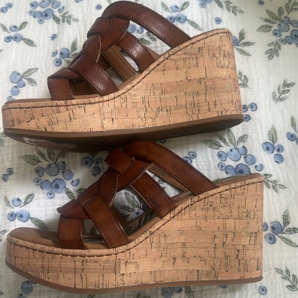 Brown Leather Women's Wedges - Picture 2 of 3